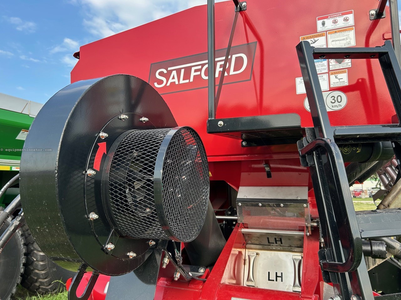 2024 Salford 8708-60 Image 9