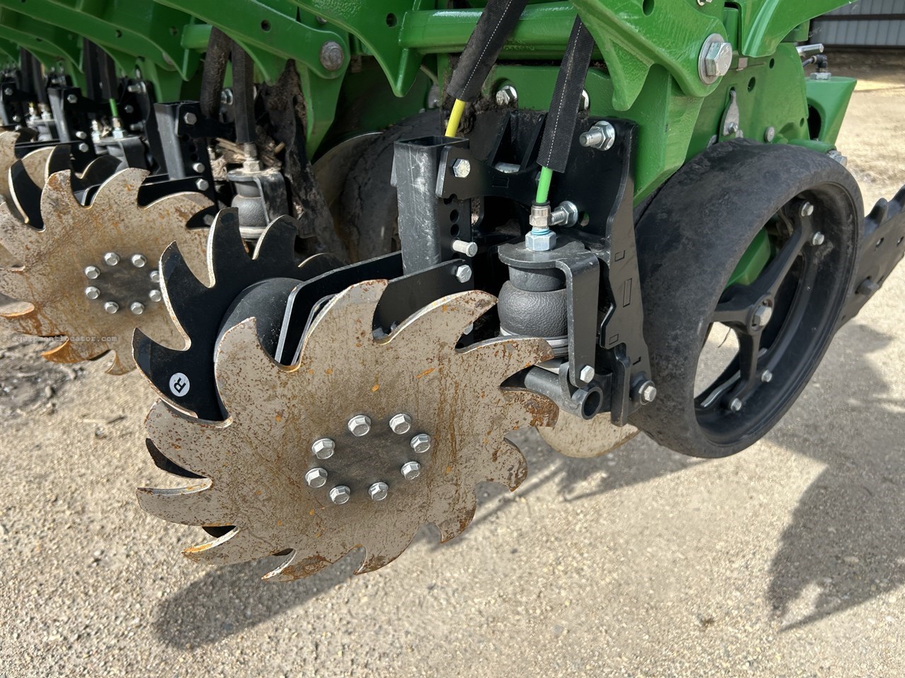 2024 John Deere DR24 Image 10