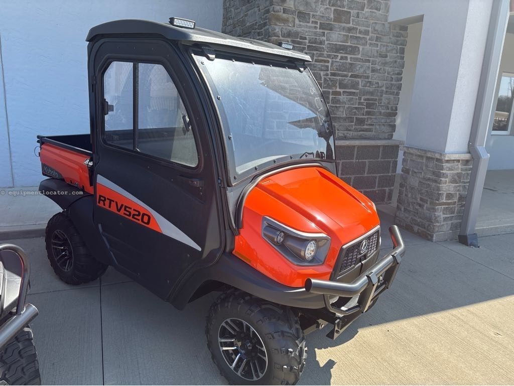 2024 Kubota RTV520D-AS-A Image 2