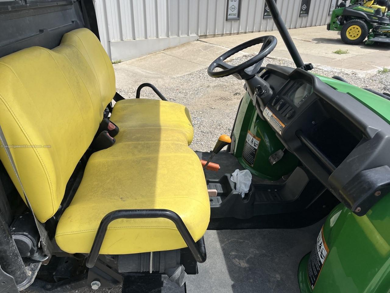 2014 John Deere XUV 825i Image 10