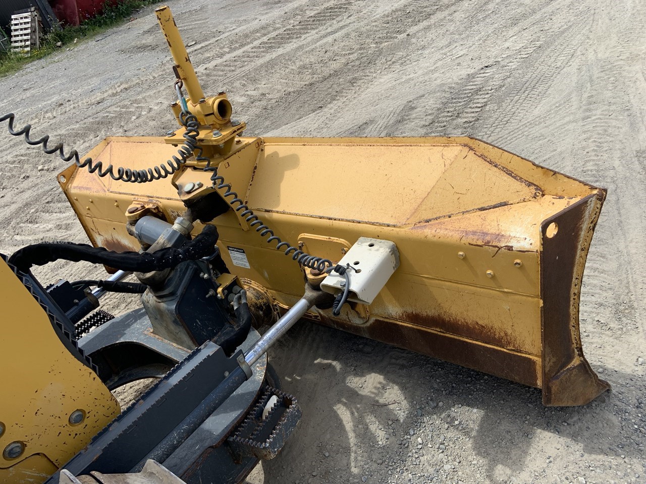 2014 John Deere 550K XLT Image 10