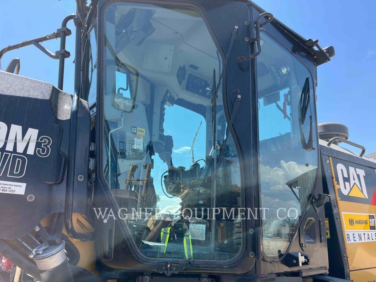 2017 Caterpillar 160M3AWDRB Image 10