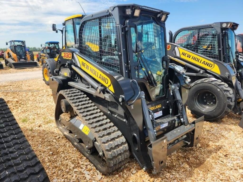 New Holland C330 Image 4
