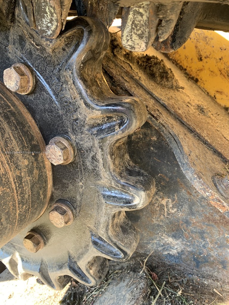 2020 John Deere 333G Image 10