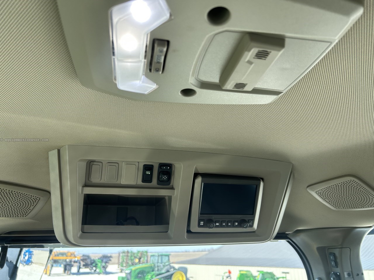 2023 John Deere 9RX 590 Image 10