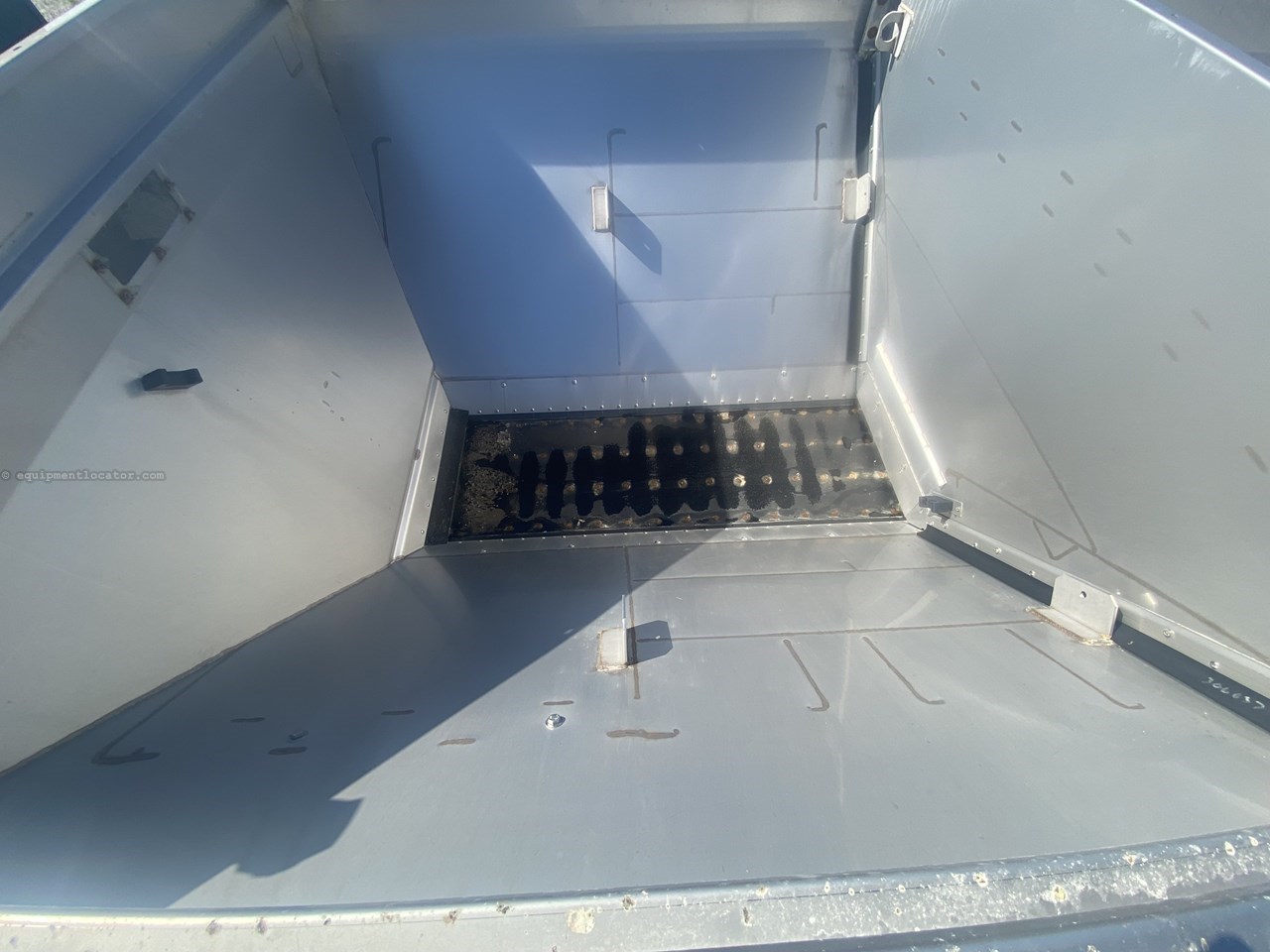 2023 John Deere 800R Image 16