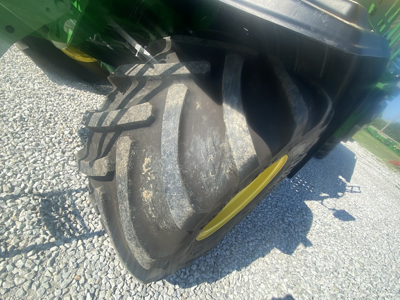 2023 John Deere 800R Image 23