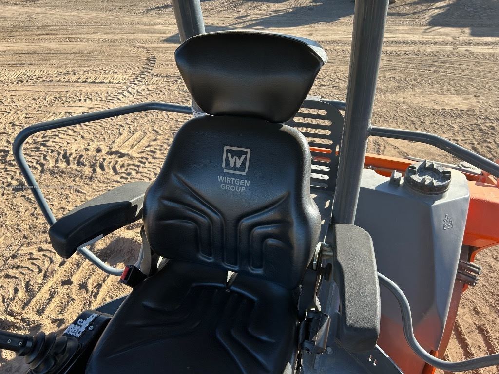 2022 Hamm HD80IVV Image 10