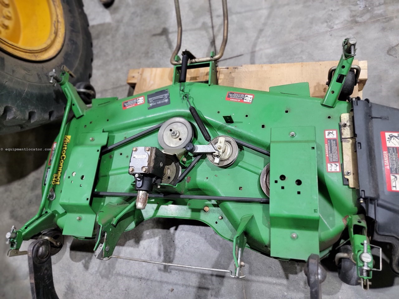 2011 John Deere 54D Image 3