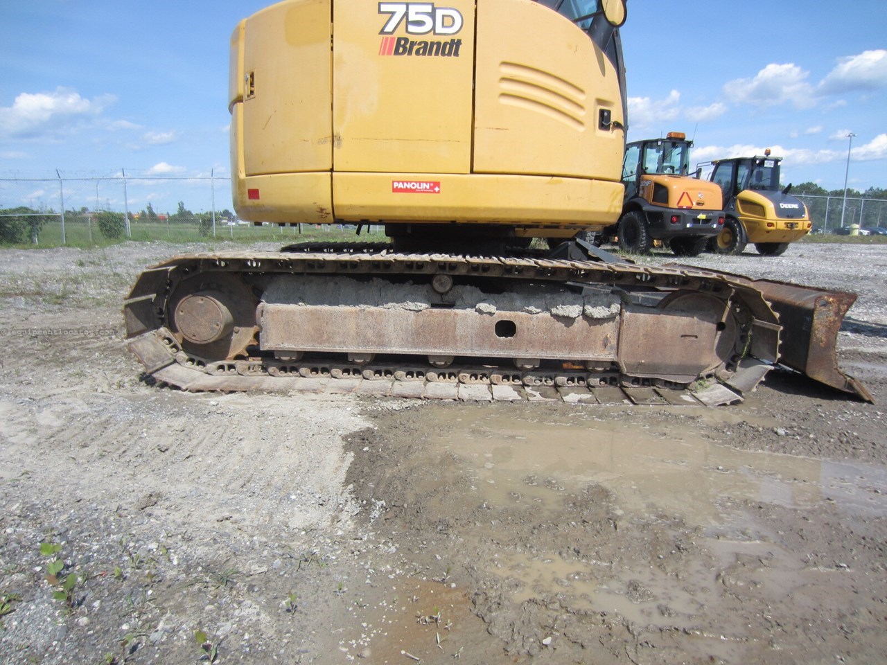 2012 John Deere 75D Image 10