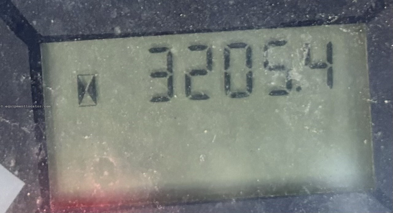 2019 John Deere 204L Image 10