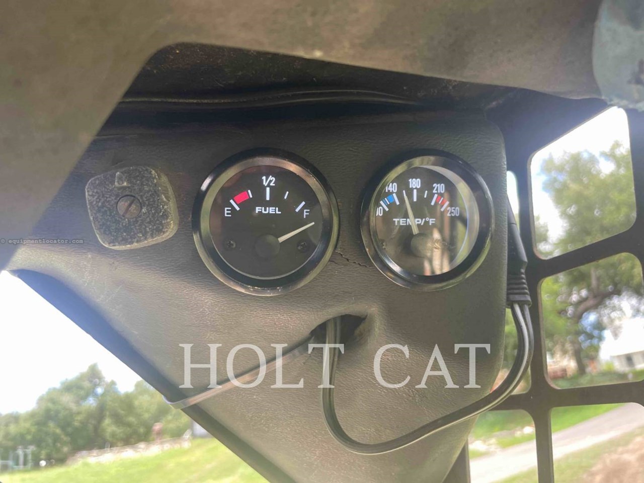 1989 Bobcat 743 Image 19