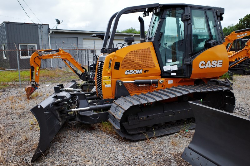 2023 Case 650M Image 1