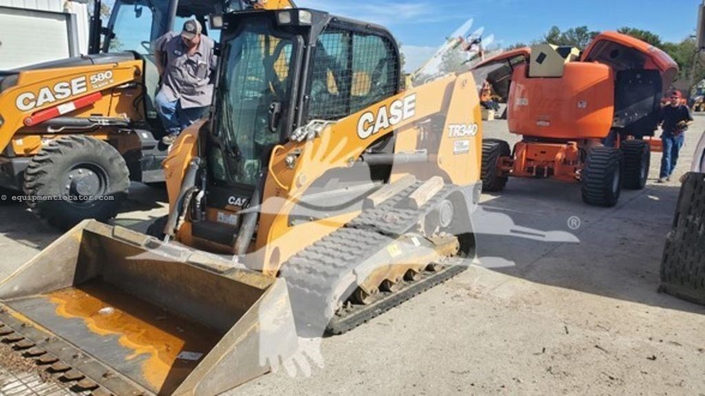 2019 Case TR340 Image 2