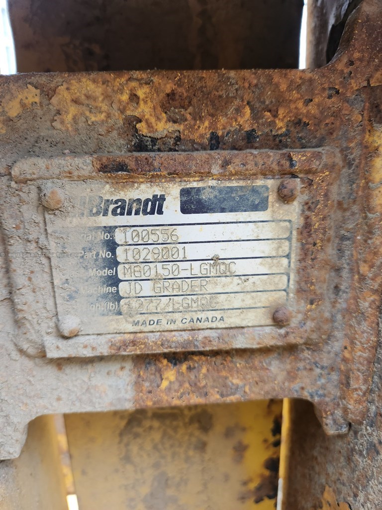 2019 John Deere 772G Image 10