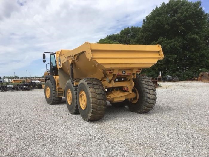 2023 John Deere 410 P Image 4