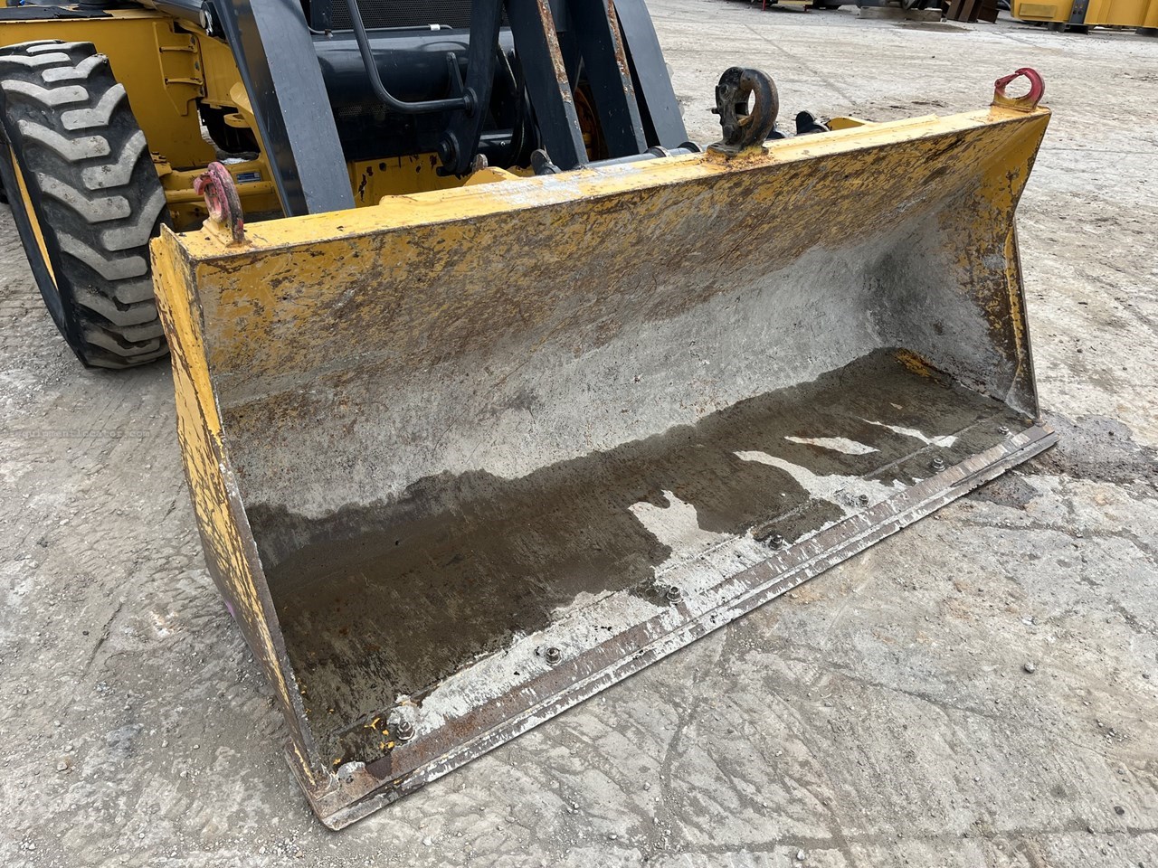 2021 John Deere 310SL Image 10