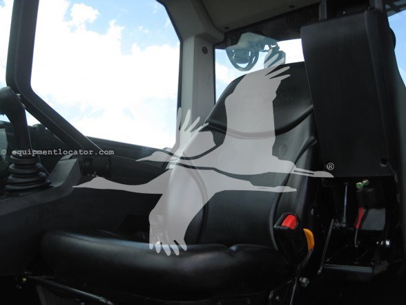 2023 JCB 3TS-8T Image 11