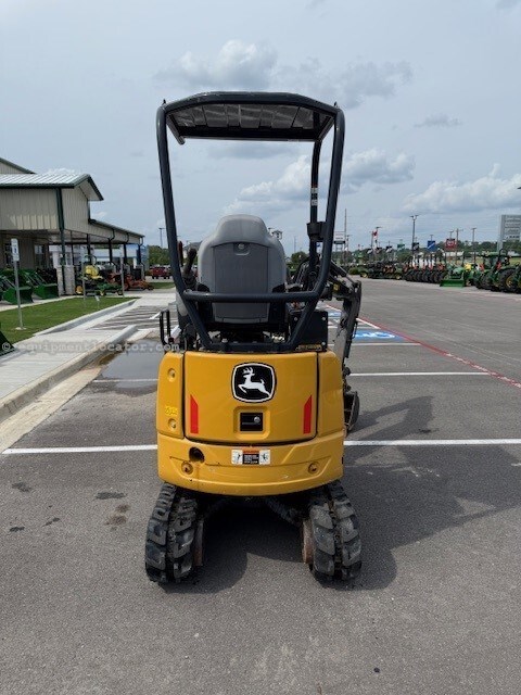 2021 John Deere 17G Image 4