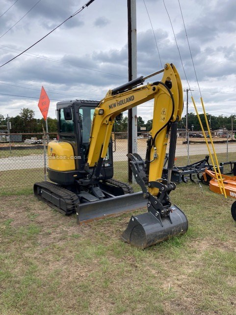 New Holland E37C Image 2