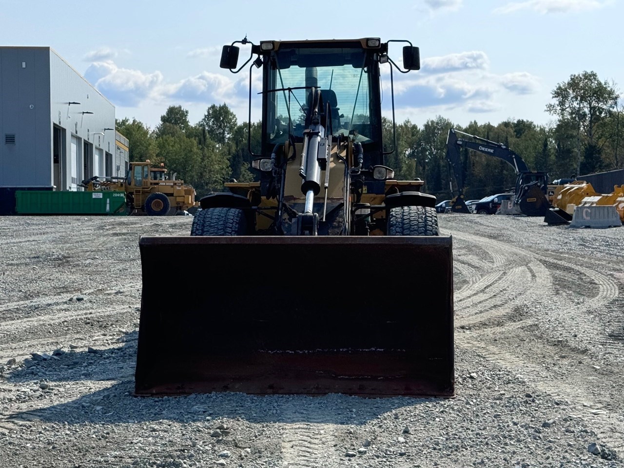 2010 Caterpillar 930G Image 2