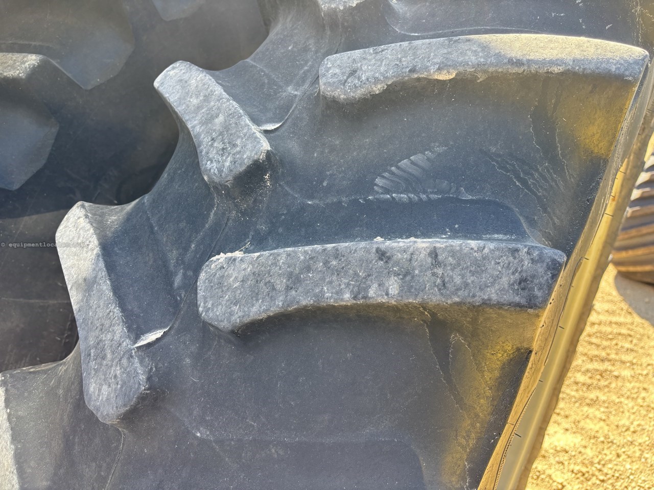 2018 Case IH 340 Image 10