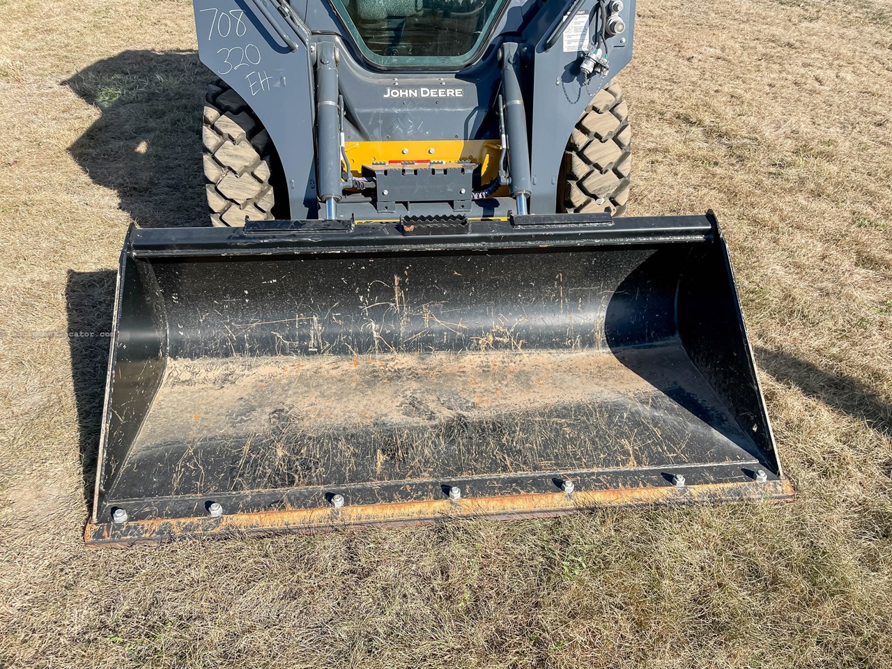 2023 John Deere 320G Image 10