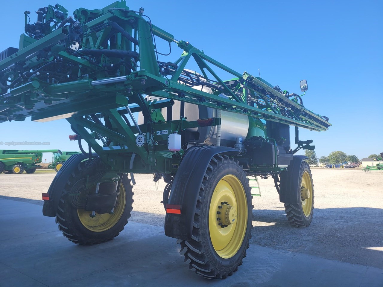 2024 John Deere 410R Image 4