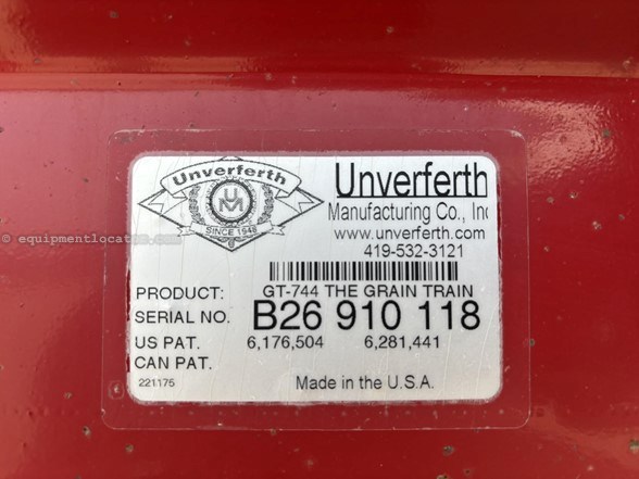 2010 Brent 744 Image 10