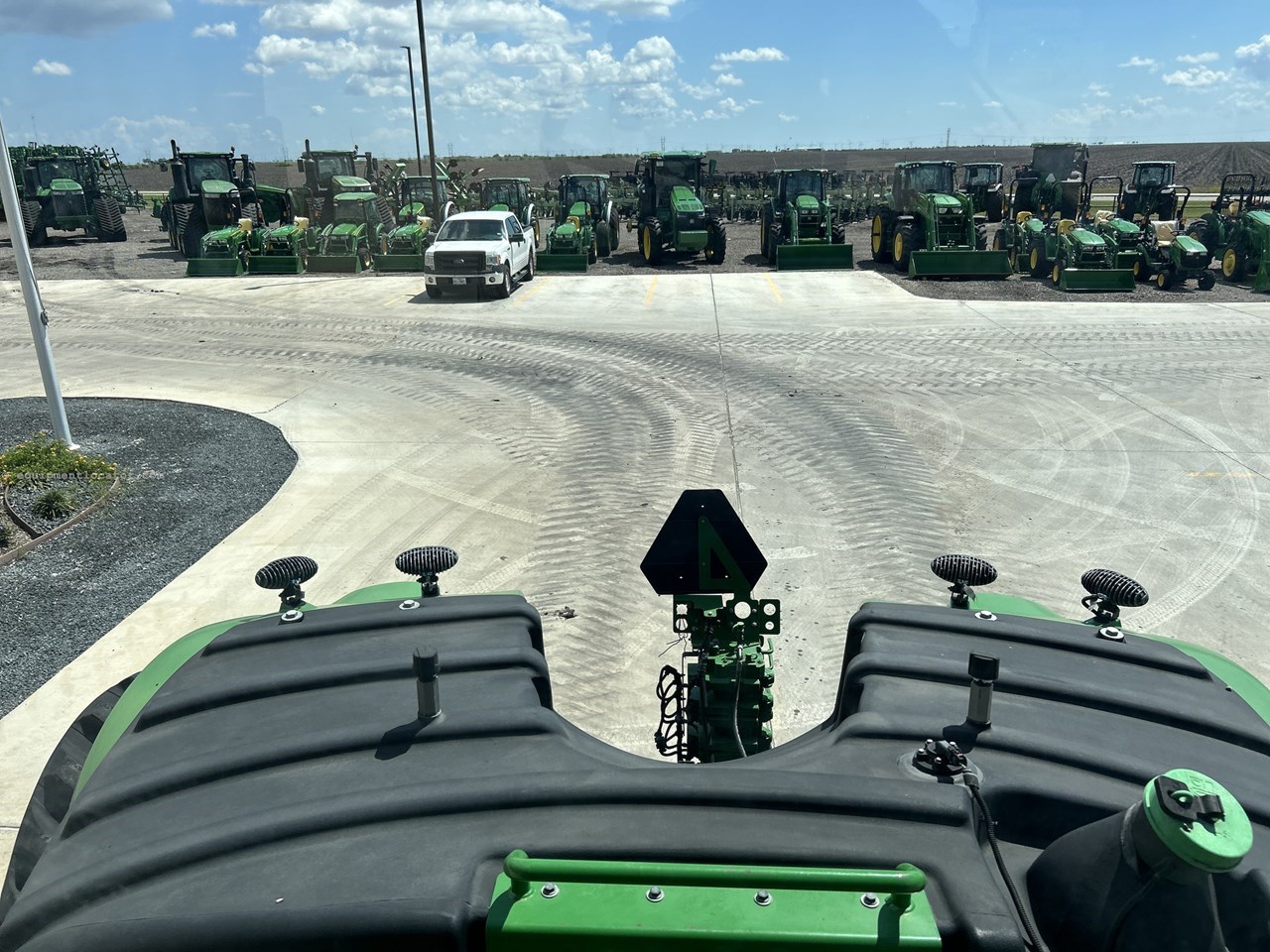 2016 John Deere 9620RX Image 10