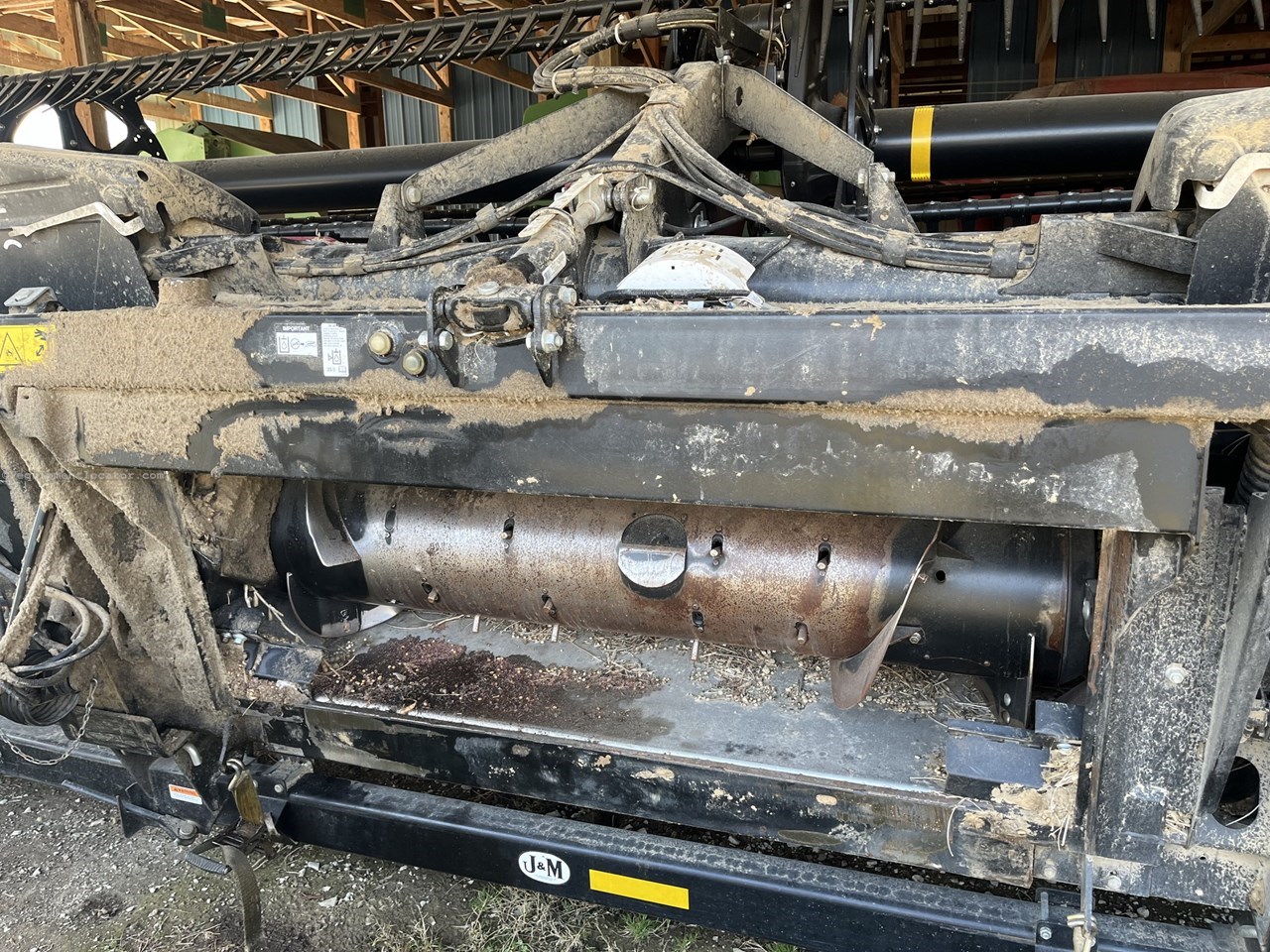 2019 MacDon FD135 Image 10