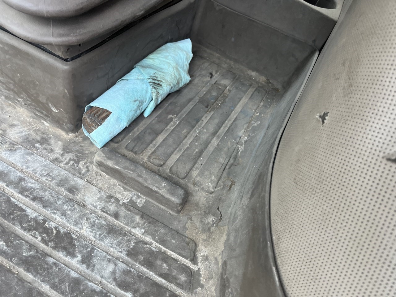 2011 John Deere 7260R Image 10