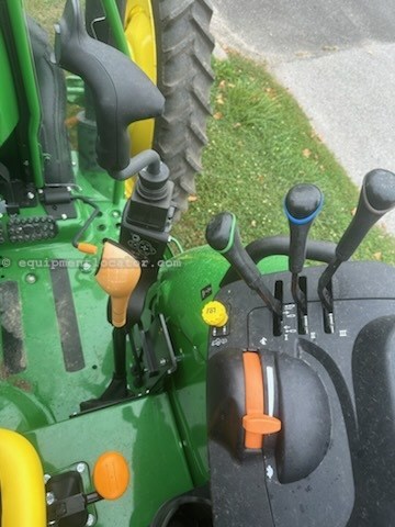 2023 John Deere 5105MH Image 3