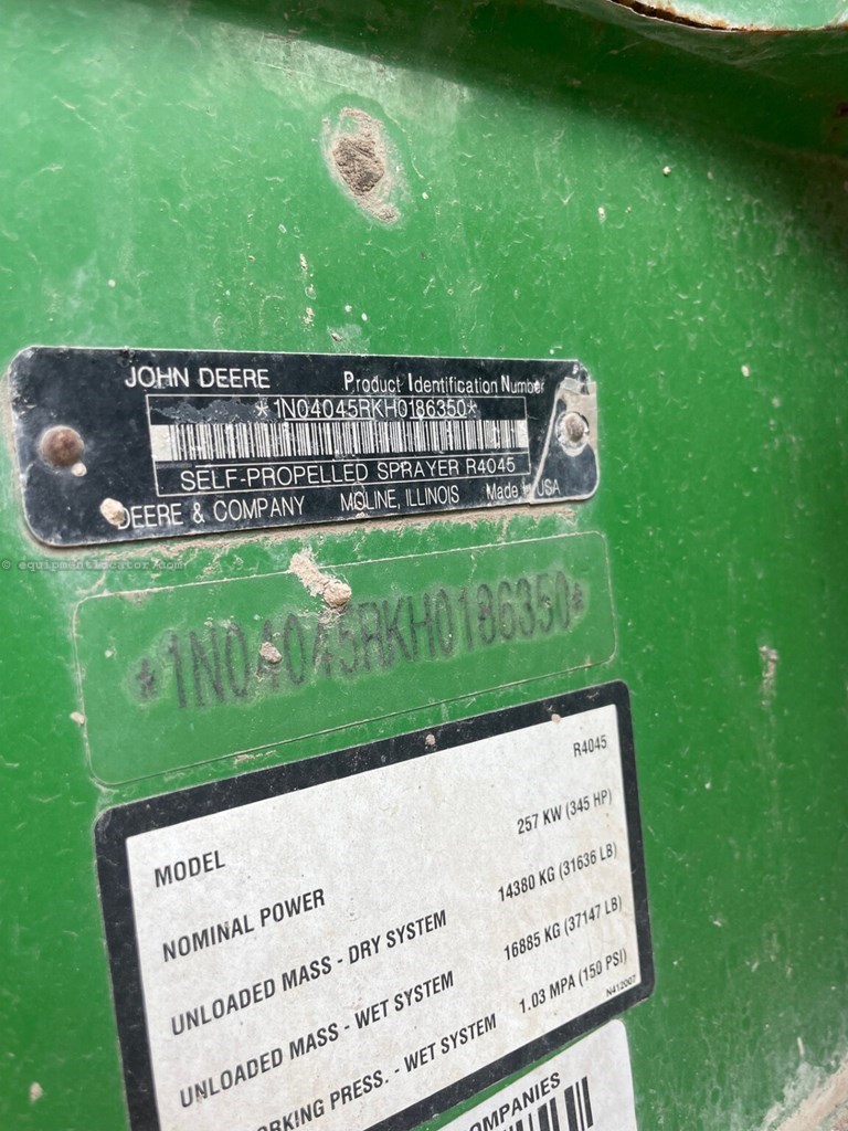 2017 John Deere R4045 Image 4