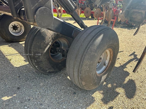 2011 Case IH 870 Image 10