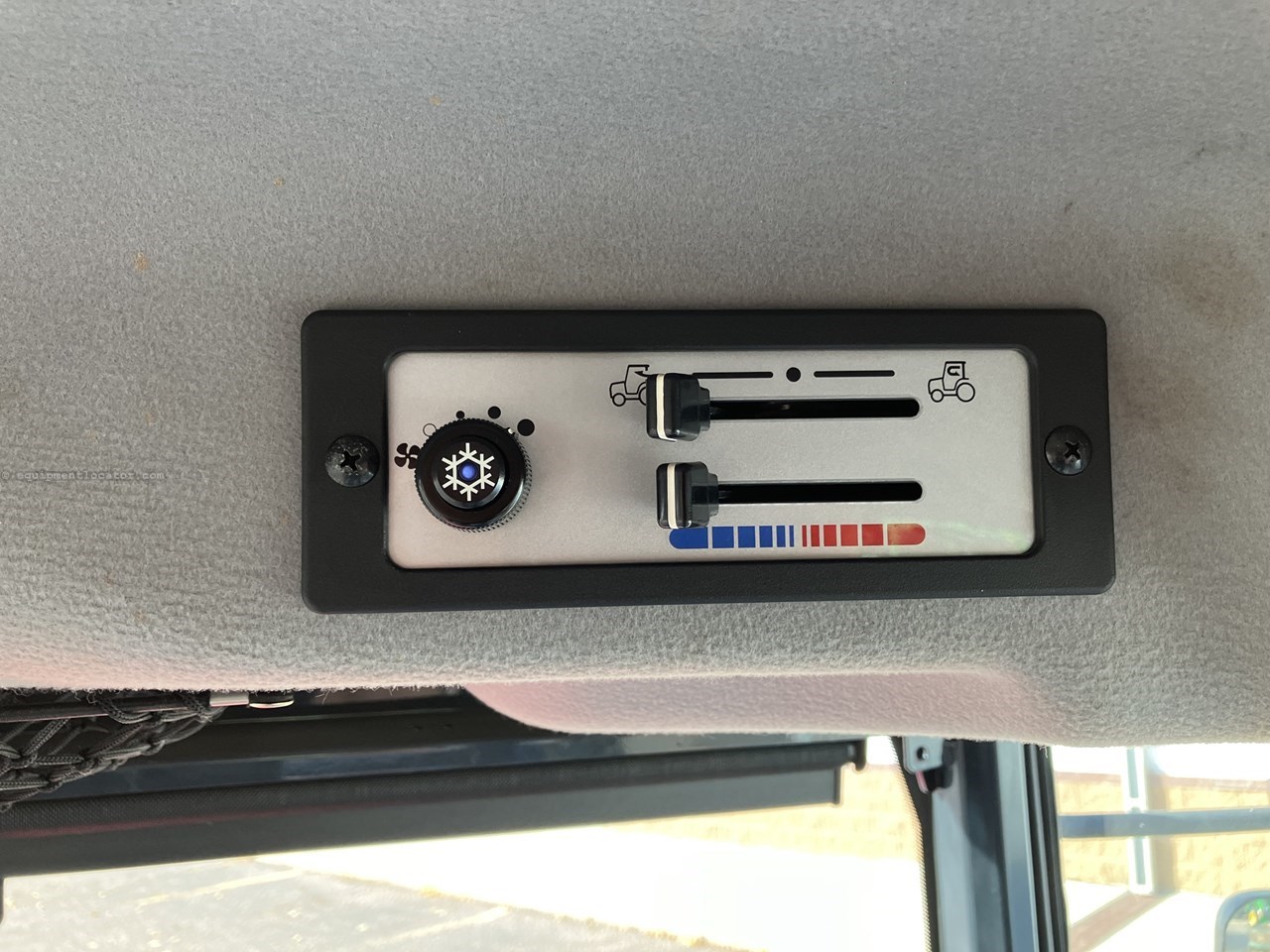 2020 Massey Ferguson 1760M Image 37