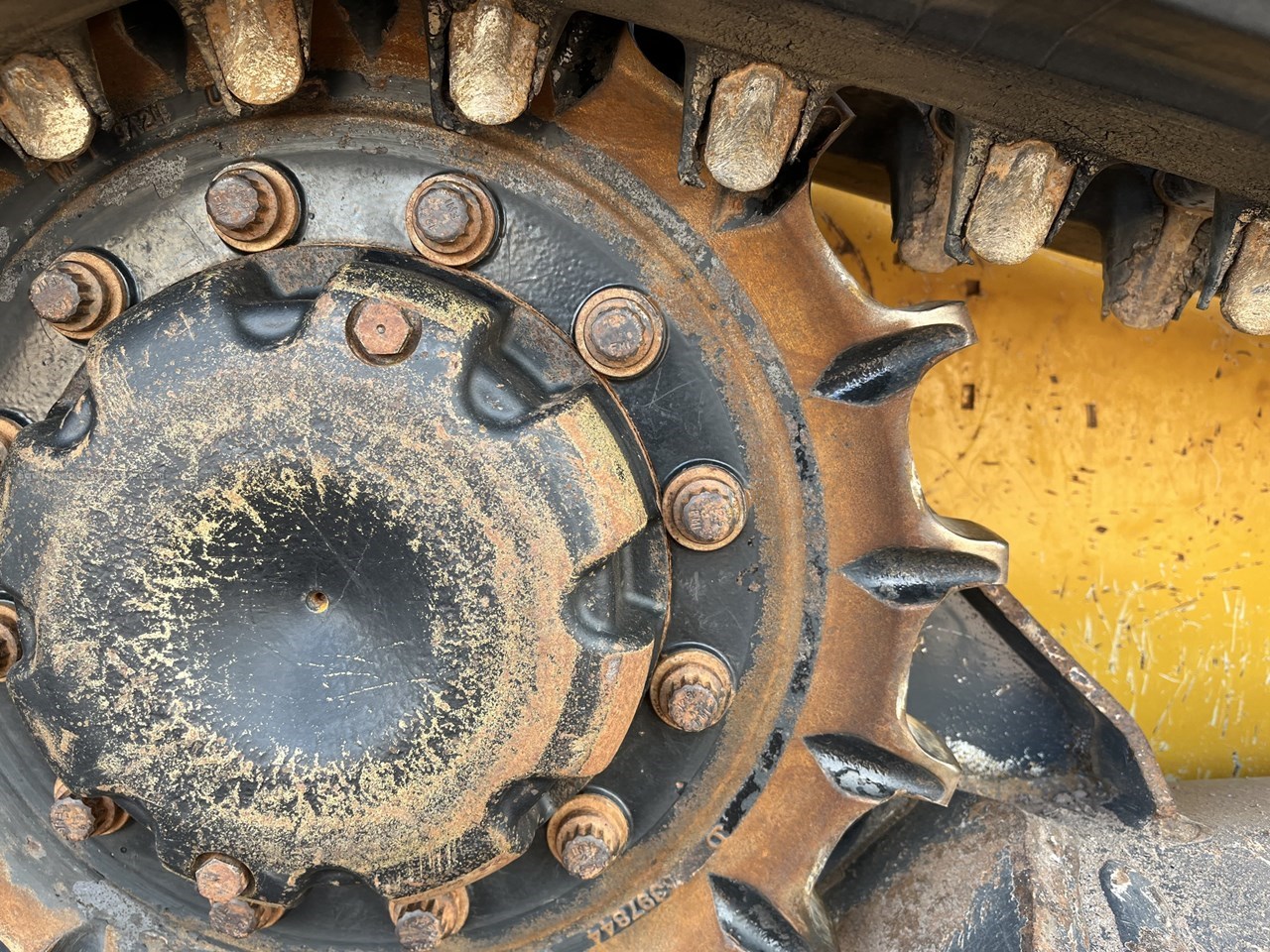 2020 John Deere 317G Image 10