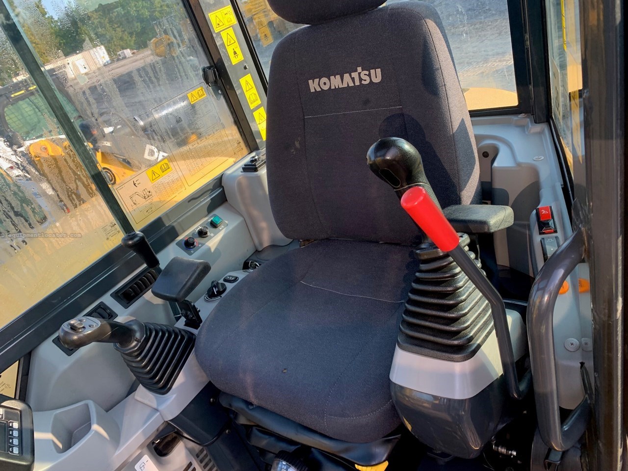 2018 Komatsu 85 Image 9