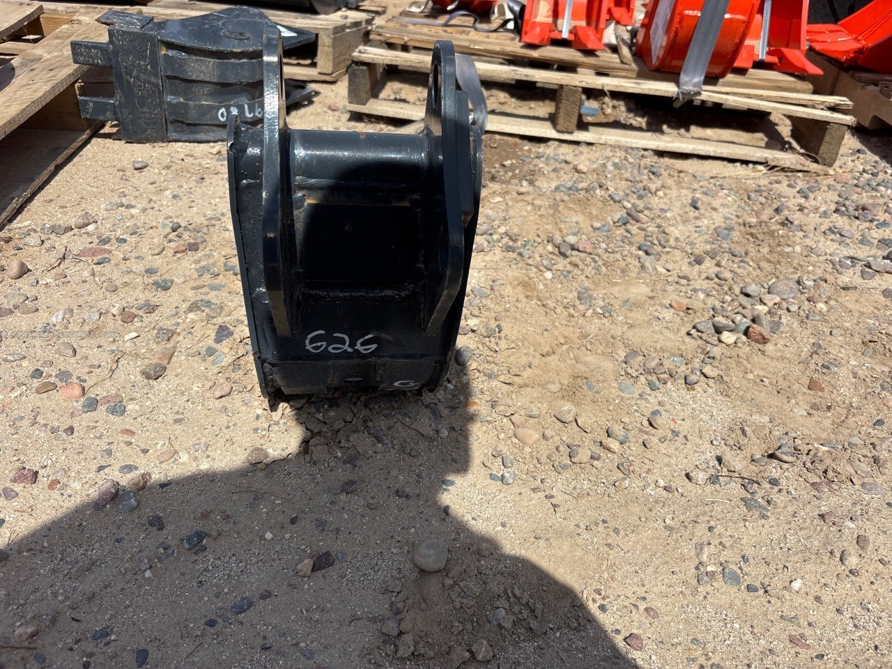 2021 Bobcat BU8TR_418 Image 3