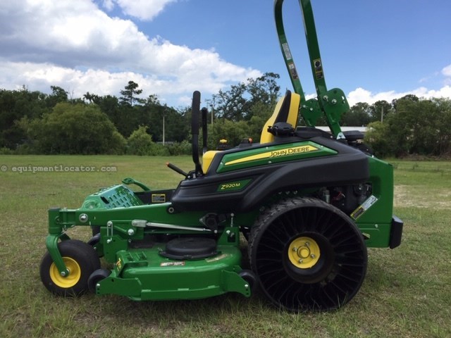 2026 John Deere Z920M 60" w/ No Flat Tweels Image 6