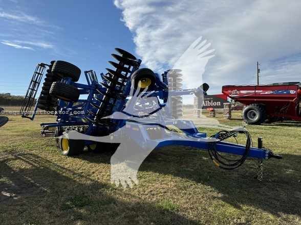 2024 Landoll 7530-23 Image 4