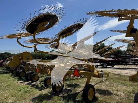 2024 Vermeer VR1224 Image 2