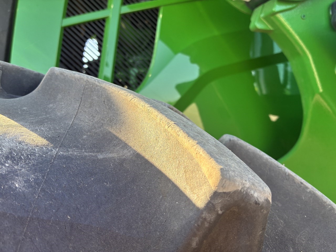 2023 John Deere 6110M Image 10