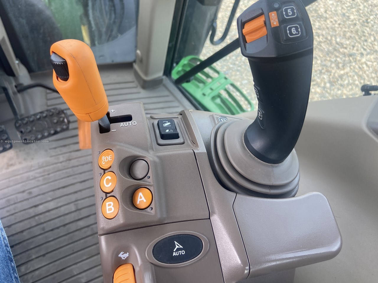 2024 John Deere 6155M Image 10