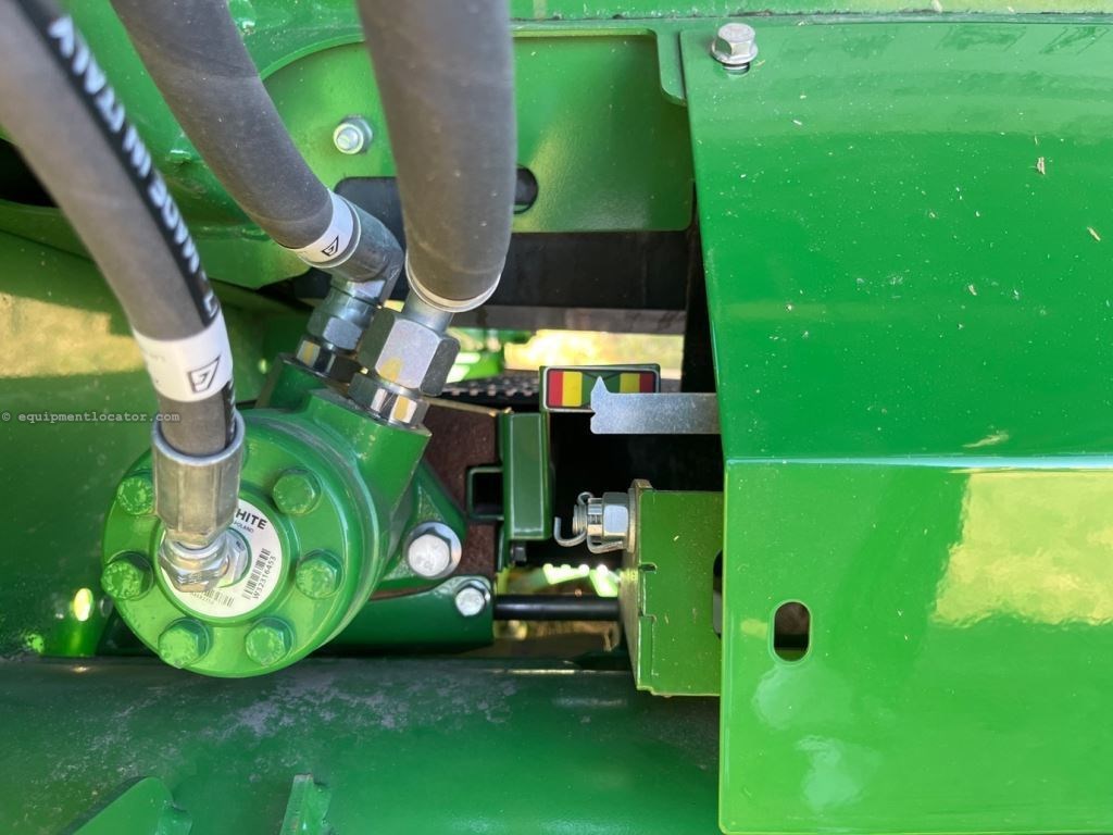 2023 John Deere HD40F Image 10
