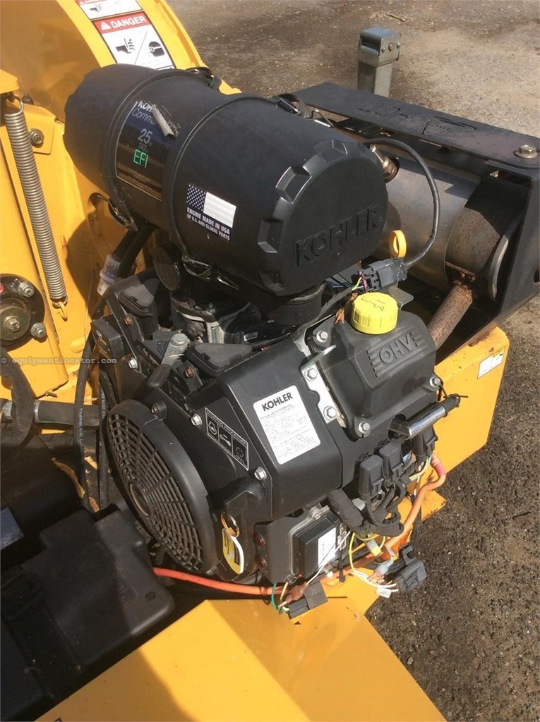 2019 Vermeer BC700XL Image 10