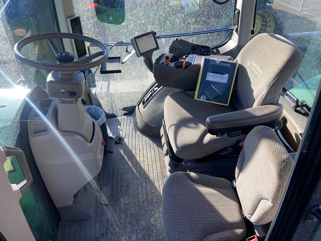 2013 John Deere 9460R Image 10