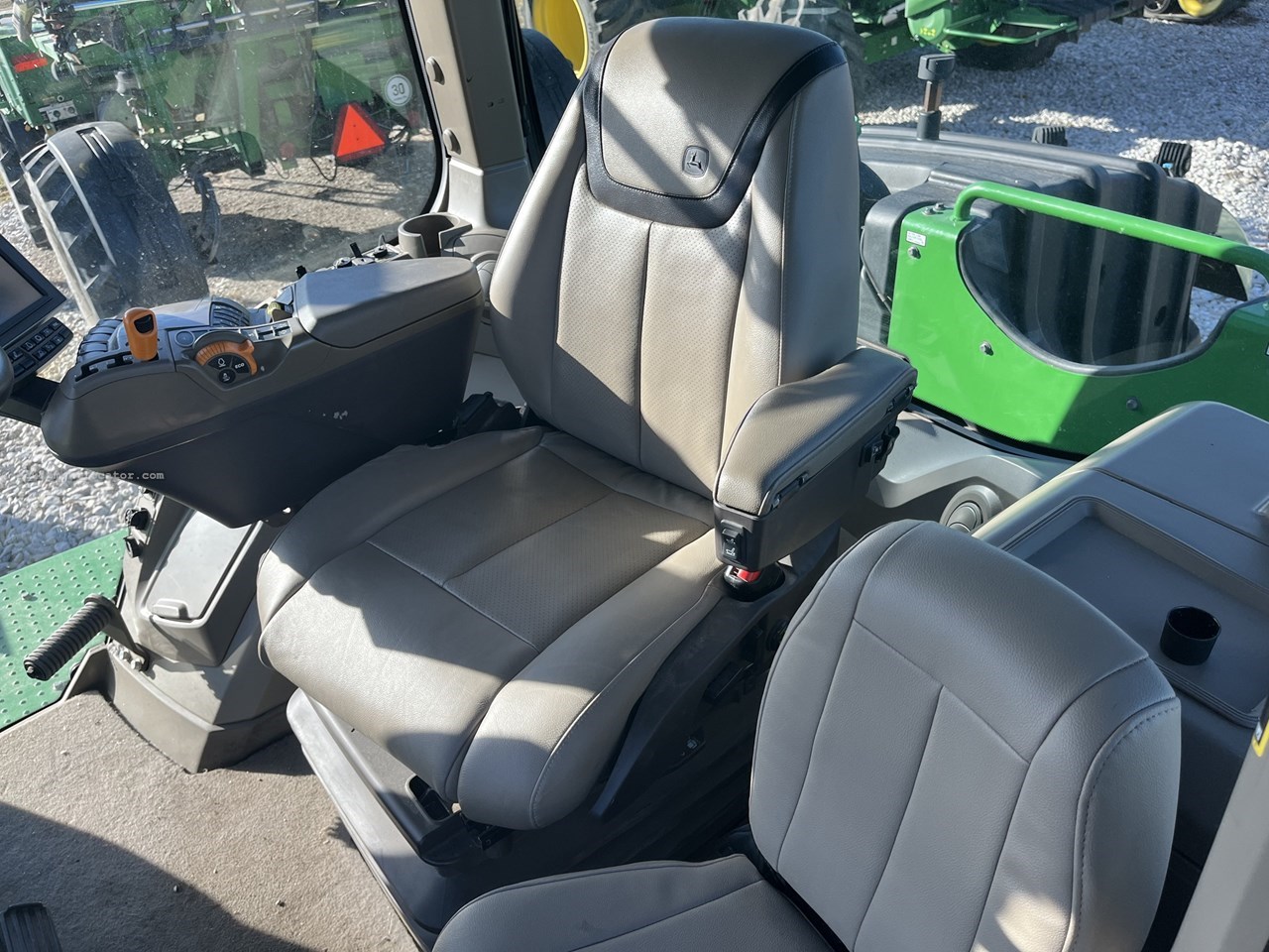 2023 John Deere 9R 540 Image 10