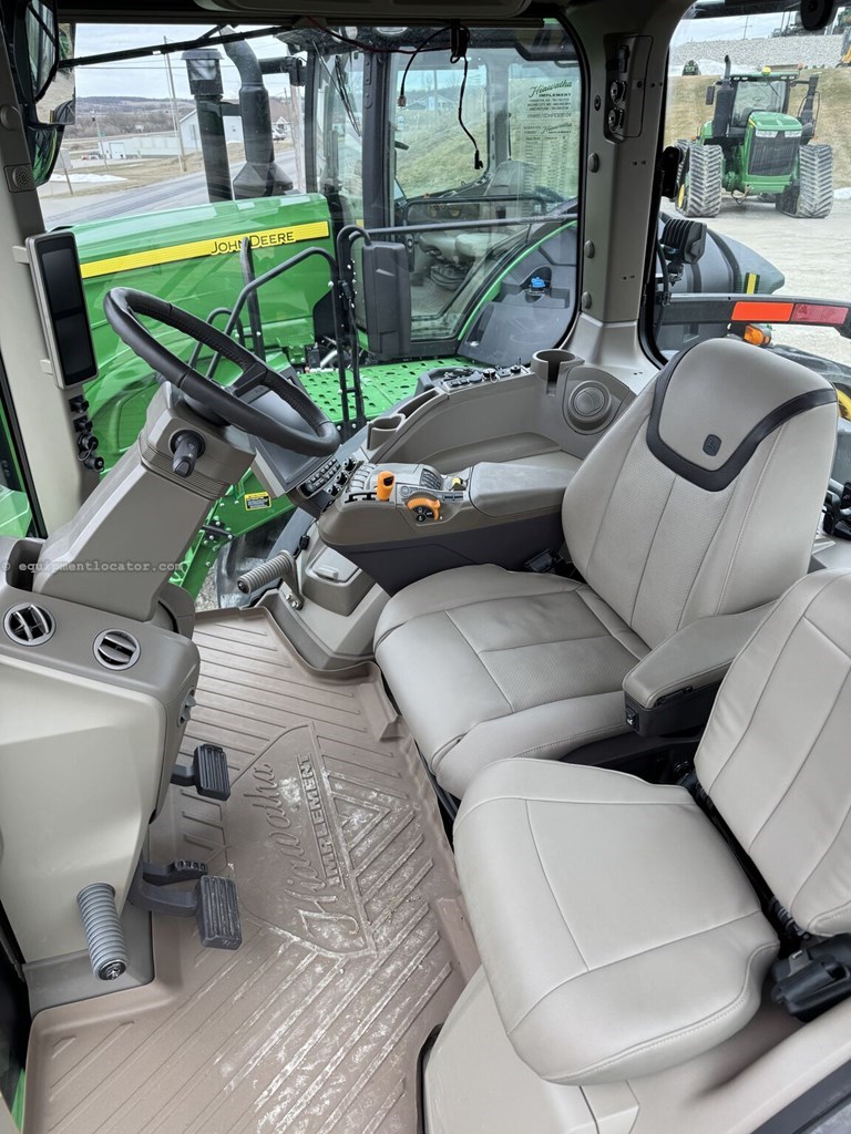 2023 John Deere 9RT 570 Image 16