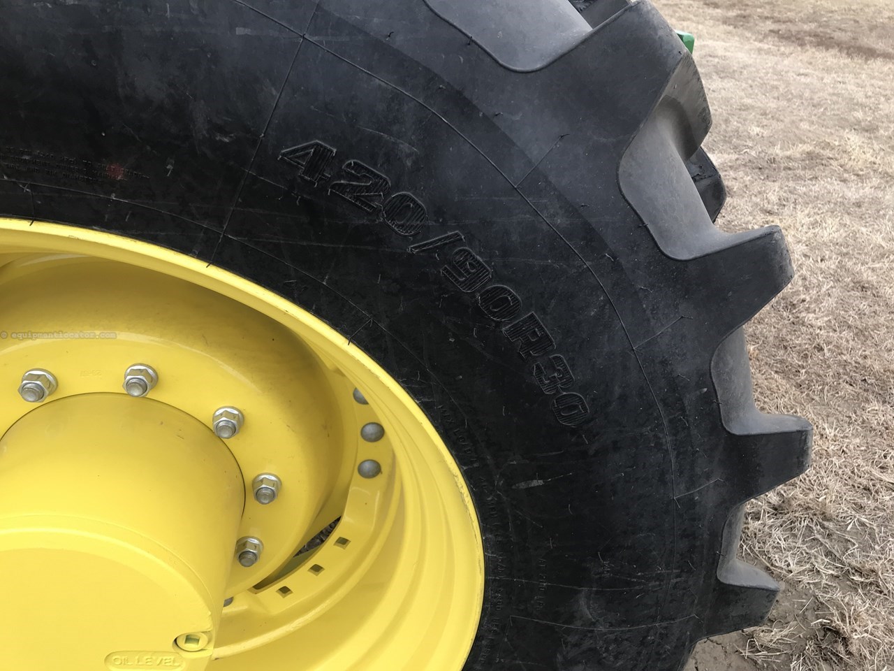 2024 John Deere 6R 215 Image 10